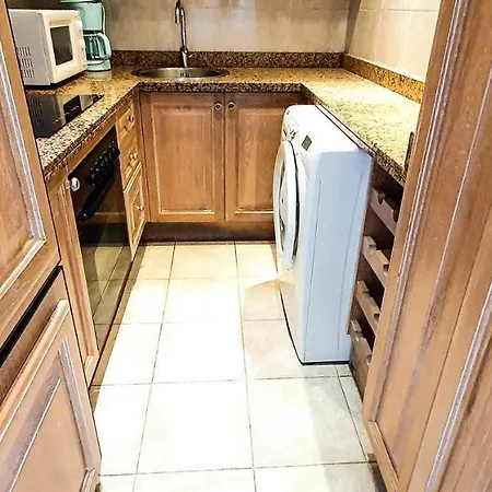 Skol 233. Wonderful Two Bedroom In Center. Apartment
