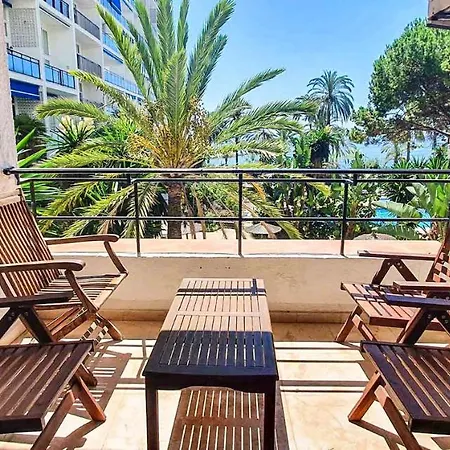 Skol 233. Wonderful Two Bedroom In Center. Apartment *